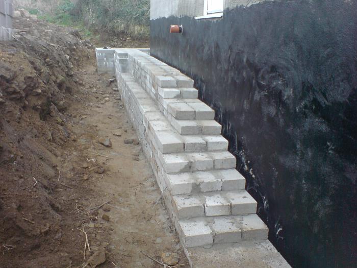 15 Retaining Wall & Cess Tank (45)